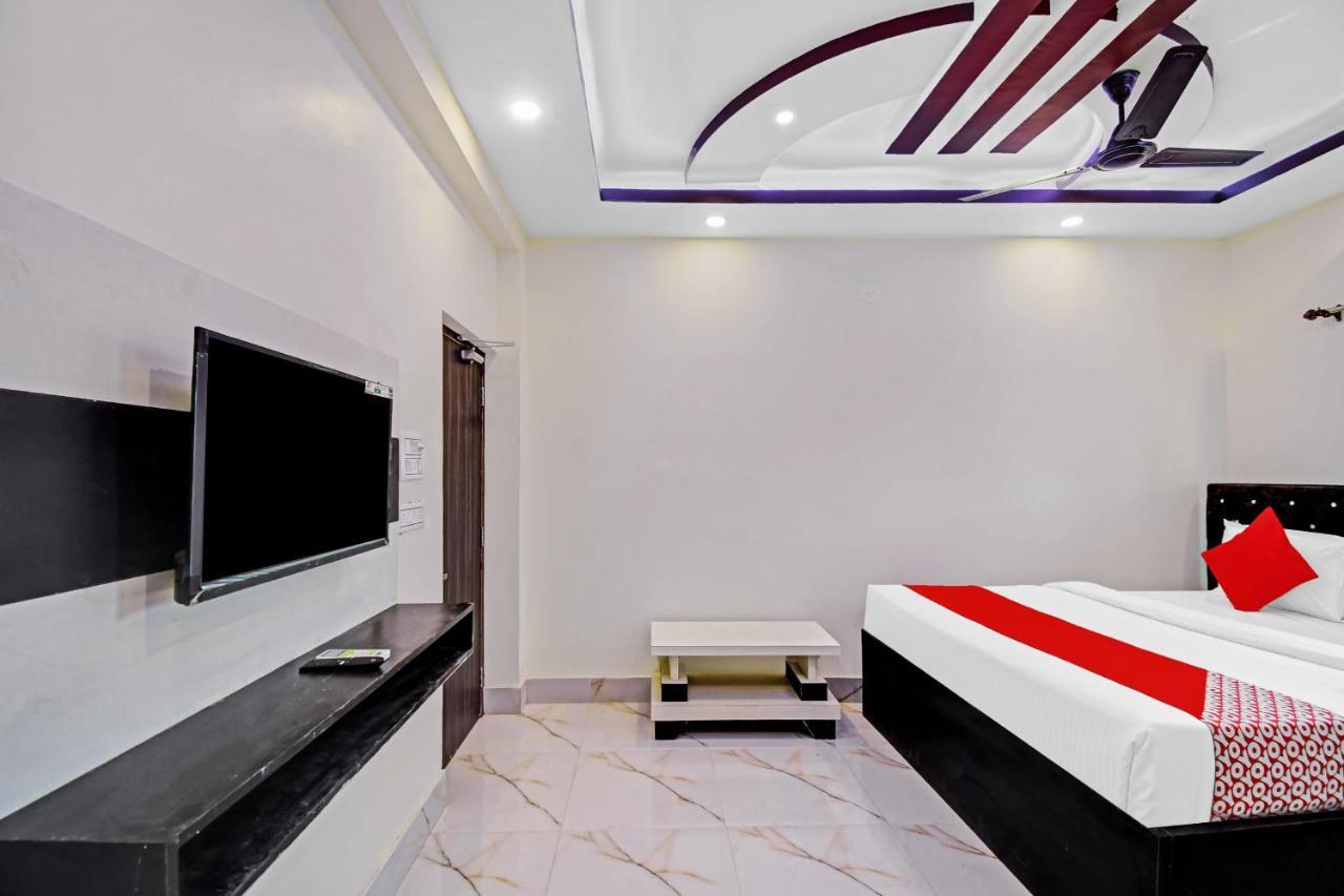 Oyo 86602 Hotel Dream Palace Kalkuta Zewnętrze zdjęcie