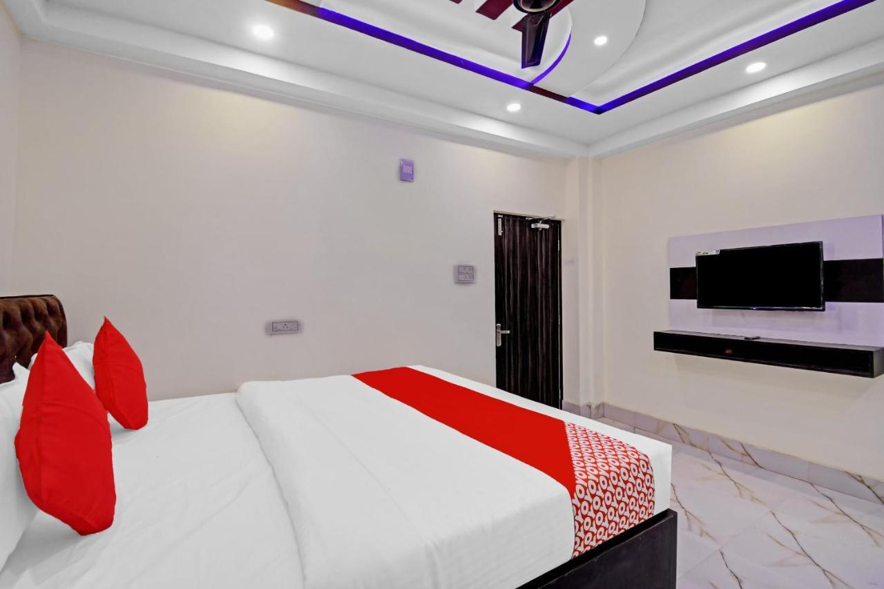 Oyo 86602 Hotel Dream Palace Kalkuta Zewnętrze zdjęcie